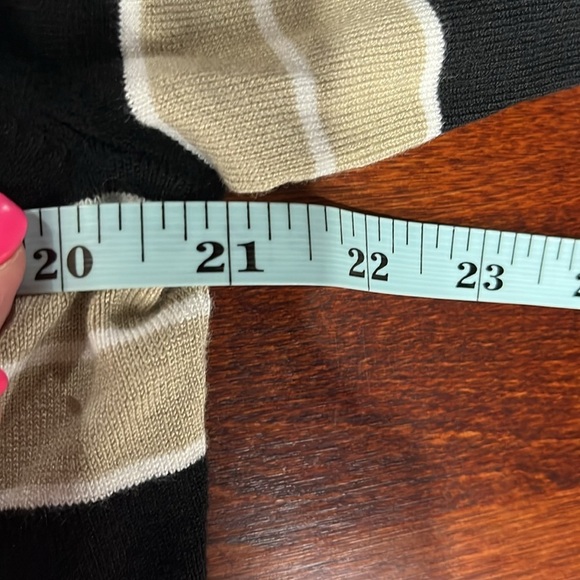 Coldwater Creek Womens Cardigan L White Tan Black 3/4 Sleeves Vneck Button Up - Picture 9 of 11